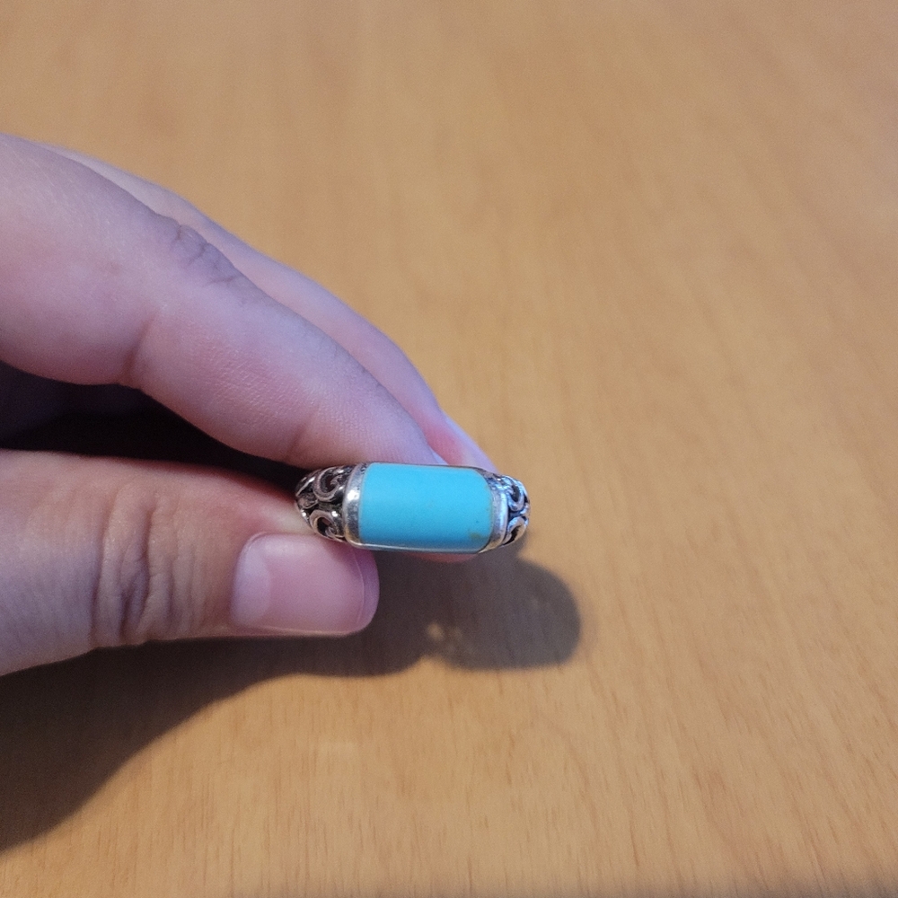 Sterling Silver 925 Scrolled Filligree Boho Ring with Turquoise Colored Inset - Picture 11 of 15